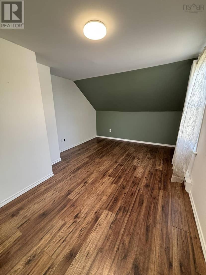 90 Hillcrest Ave Avenue — photo 38 of 40