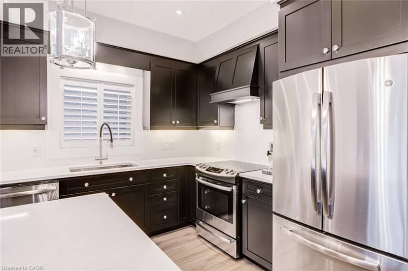 239 CRANBROOK Street — photo 10 of 40