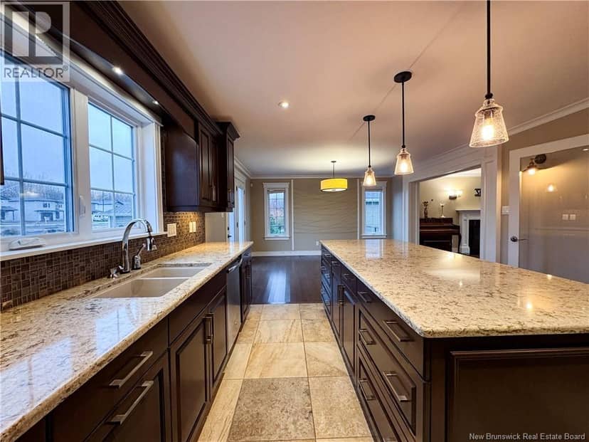 145 Amiens Drive — photo 12 of 40