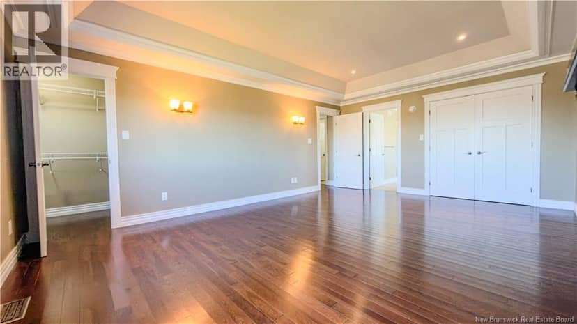 145 Amiens Drive — photo 20 of 40