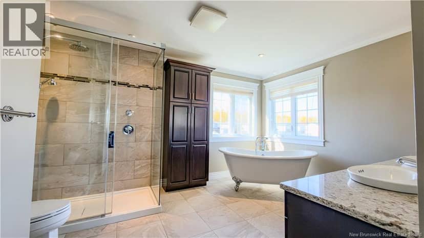 145 Amiens Drive — photo 21 of 40