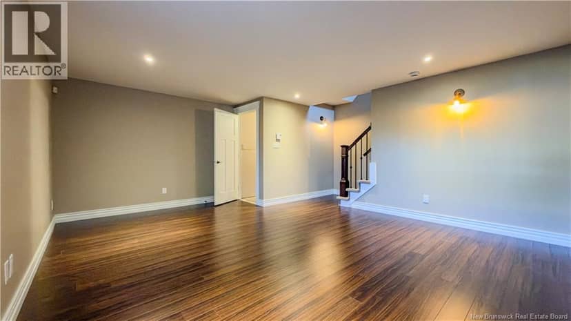 145 Amiens Drive — photo 35 of 40