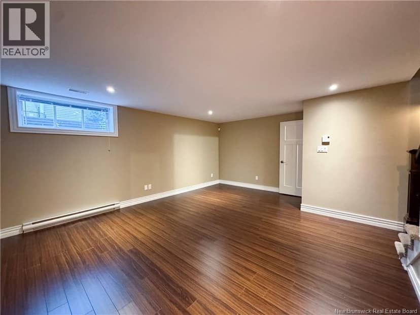 145 Amiens Drive — photo 36 of 40