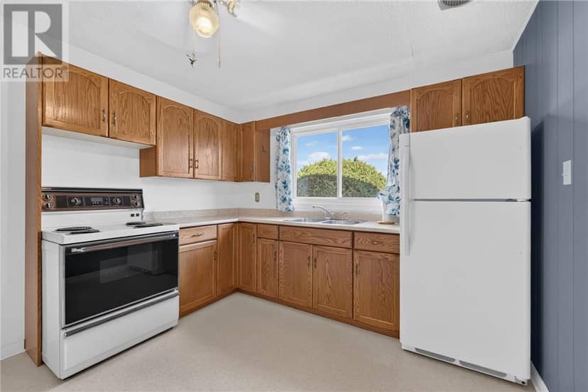 149 Dean Avenue, Sudbury, photo 4