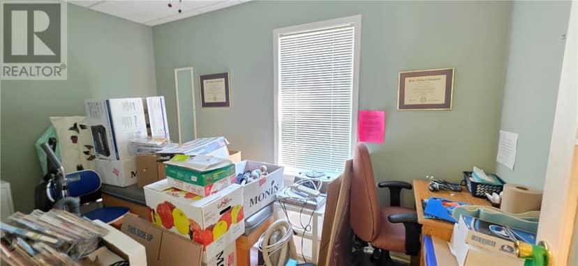 195 Pine Street — photo 12 of 39