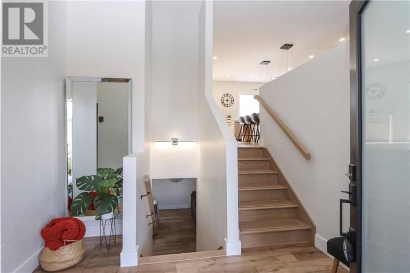 71 Teravista, Greater Sudbury, photo 2