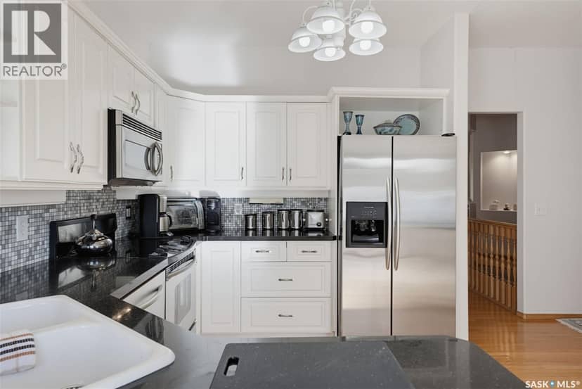 32 315 Bayview CRESCENT — photo 13 of 40