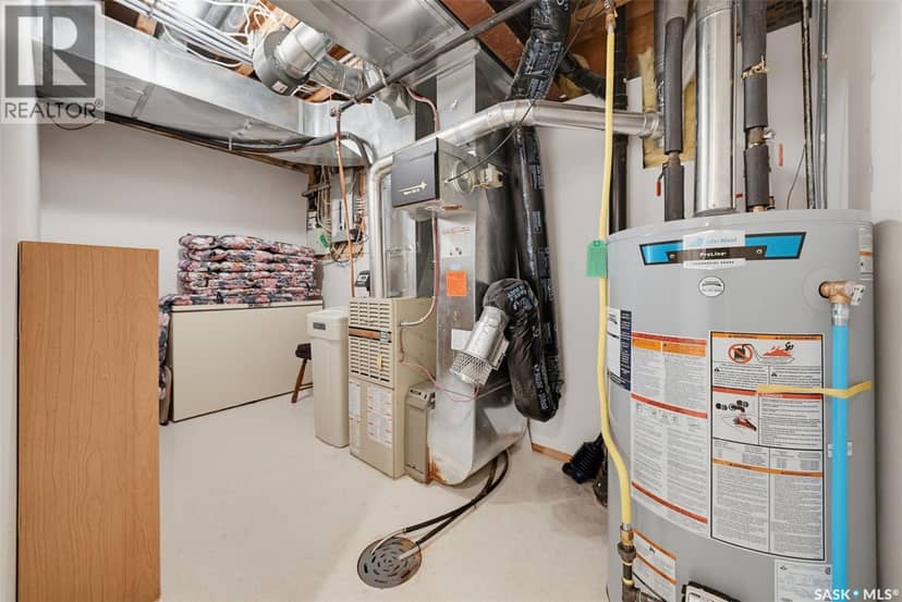 32 315 Bayview CRESCENT — photo 30 of 40