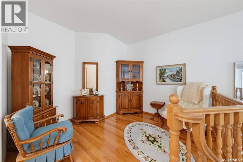 32 315 Bayview CRESCENT — photo 9 of 40
