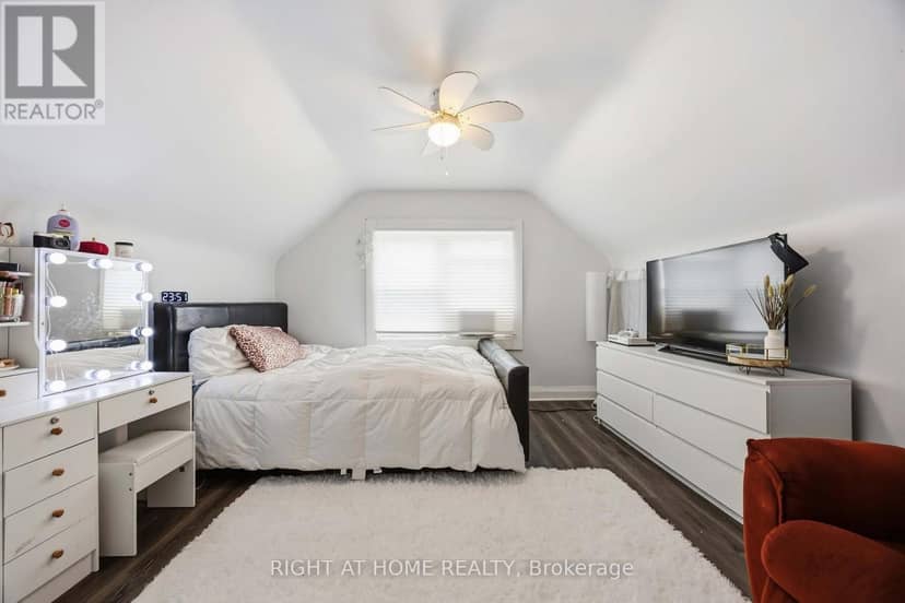 139 Gordon Street — photo 14 of 28