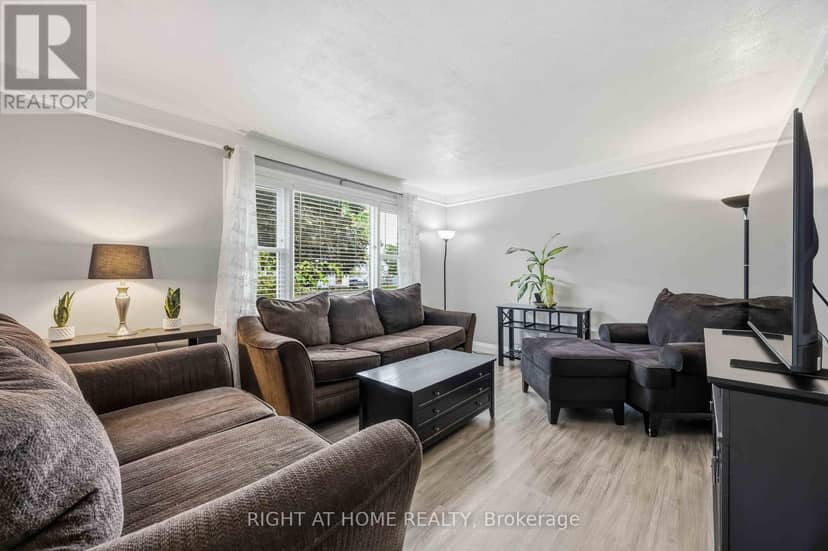 139 Gordon Street — photo 3 of 28