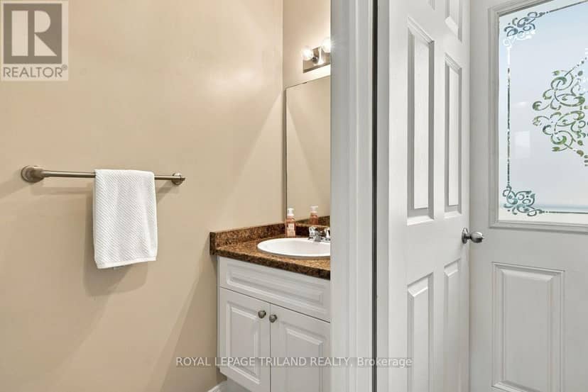 68 - 1600 Mickleborough Drive — photo 22 of 40