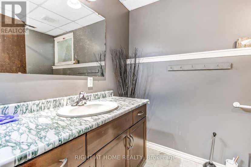 10 David Drive — photo 16 of 22
