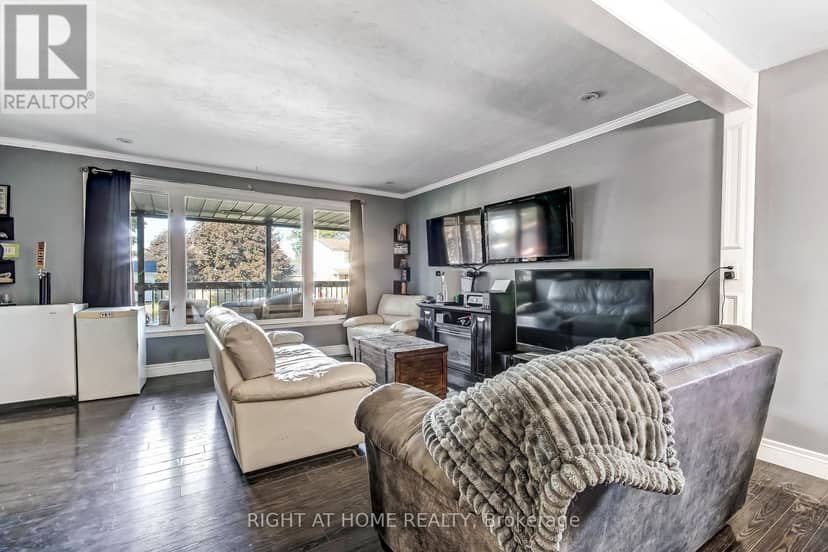 10 David Drive — photo 5 of 22