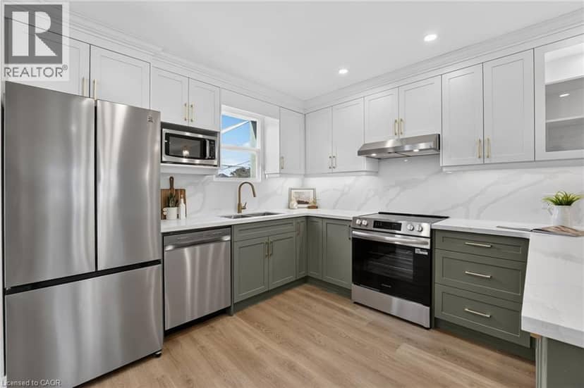 215 PALING Avenue — photo 17 of 40