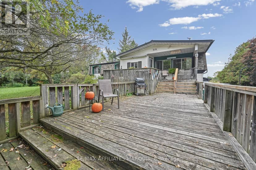 719 Ireland Road — photo 10 of 40
