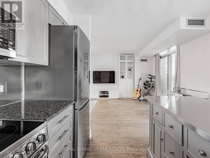 202 - 1103 Leslie Street — photo 16 of 25