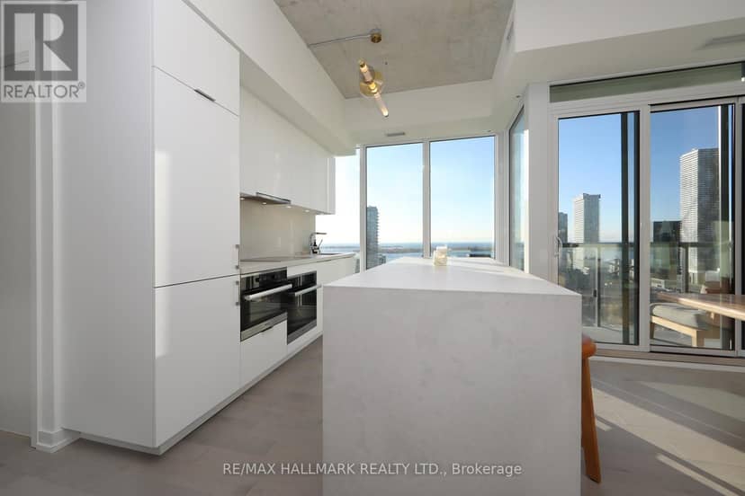 2604 - 158 Front Street E, Toronto, photo 4