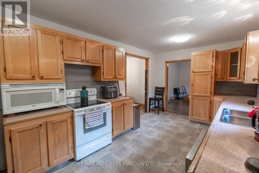 60 Maple Street, South Stormont, photo 3