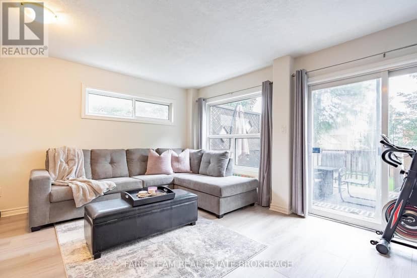 79 Sanford Street — photo 14 of 32