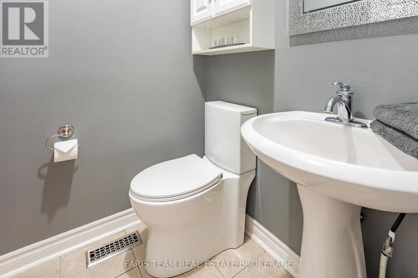 79 Sanford Street — photo 15 of 32