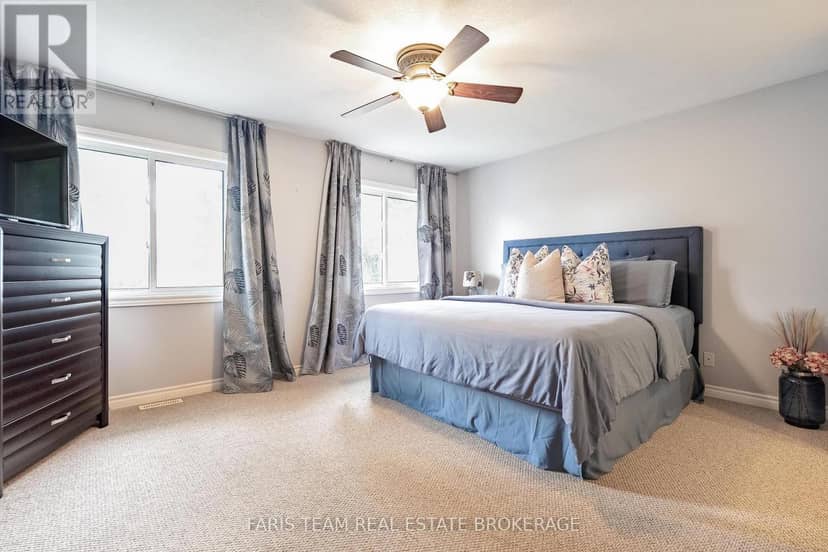 79 Sanford Street — photo 17 of 32