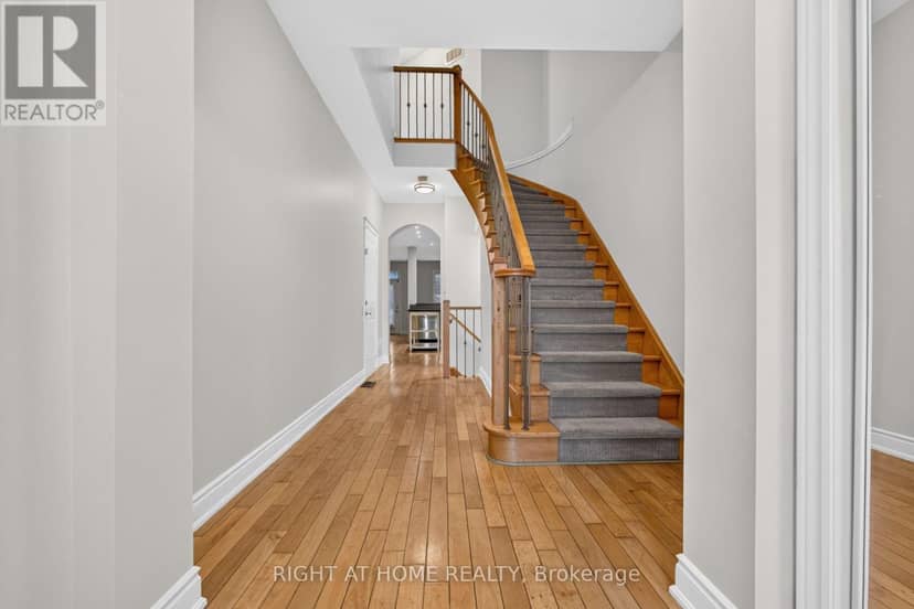 346 Creek Path Avenue — photo 4 of 40