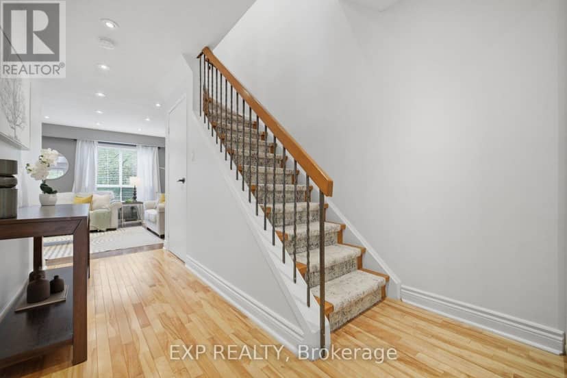 157 Moregate Crescent — photo 18 of 40