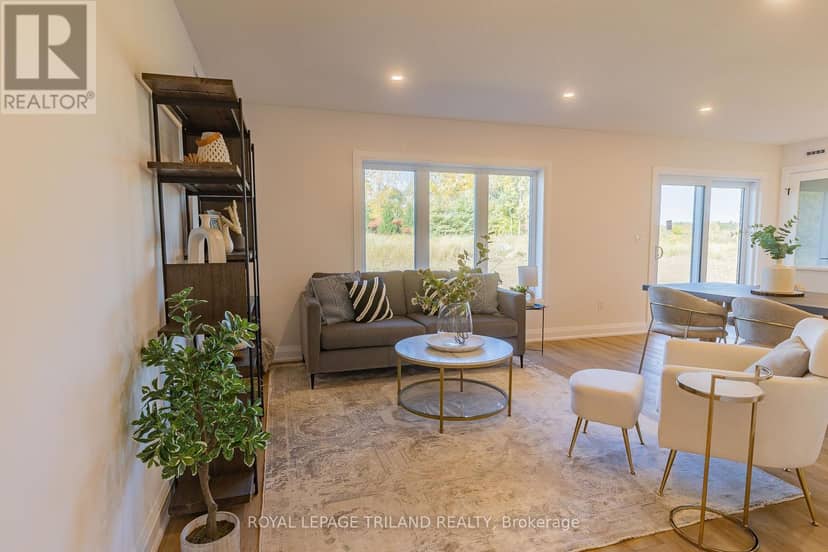 138 Benjamin Parkway — photo 6 of 34