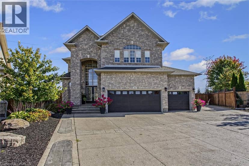 4 PLAYFAIR Court, Ancaster