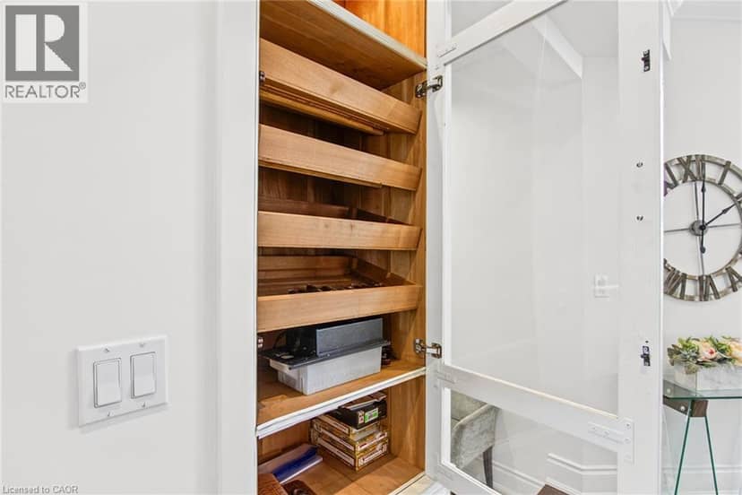4 PLAYFAIR Court — photo 17 of 40