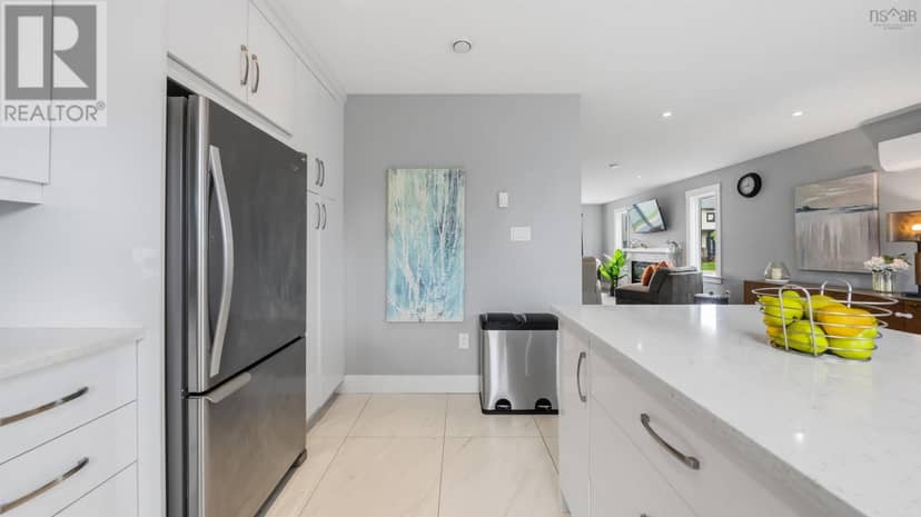 196 Titanium Crescent — photo 16 of 40