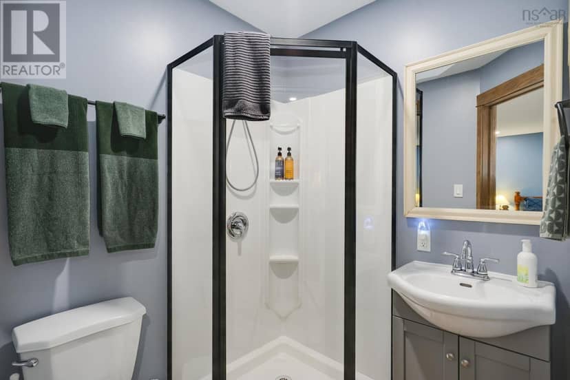 1260 Highway 201 — photo 17 of 39
