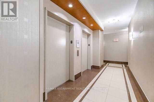 330 - 58 Marine Parade Drive — photo 9 of 40