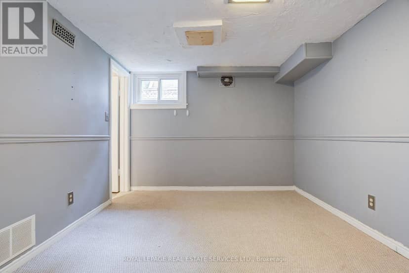 374 Spruce Street — photo 31 of 40