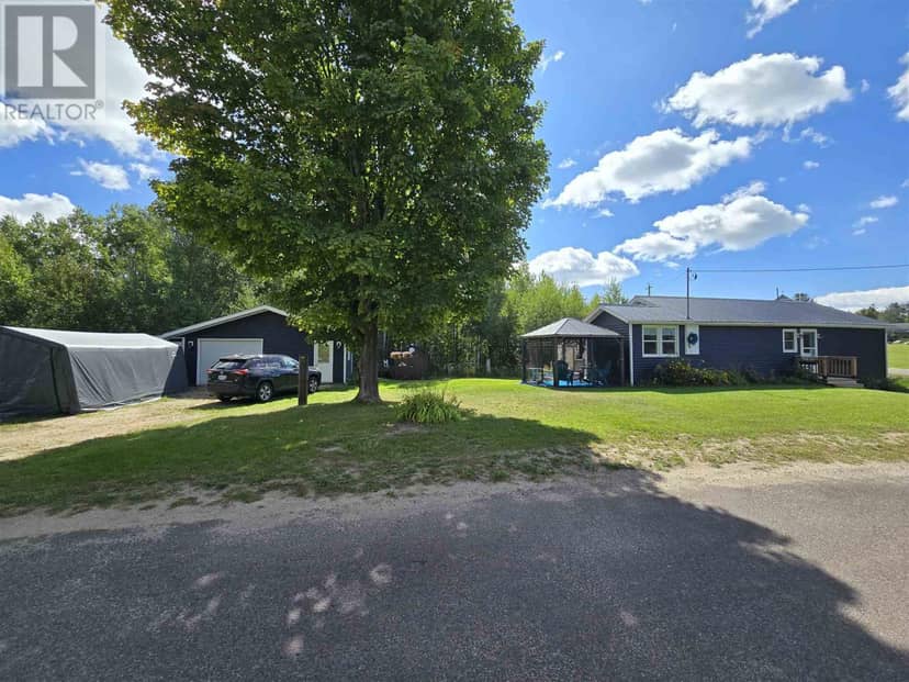 1607 Hilton RD, Hilton Beach, photo 3