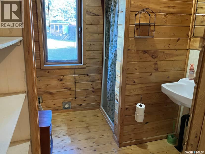 112 Rustad AVENUE — photo 19 of 27