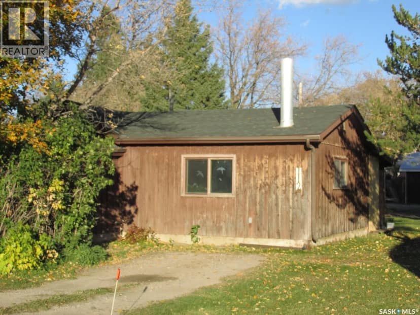 112 Rustad AVENUE, White Fox, photo 2