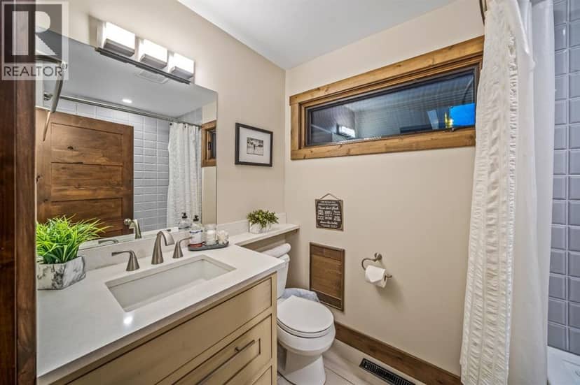 115 Spray Avenue — photo 18 of 40