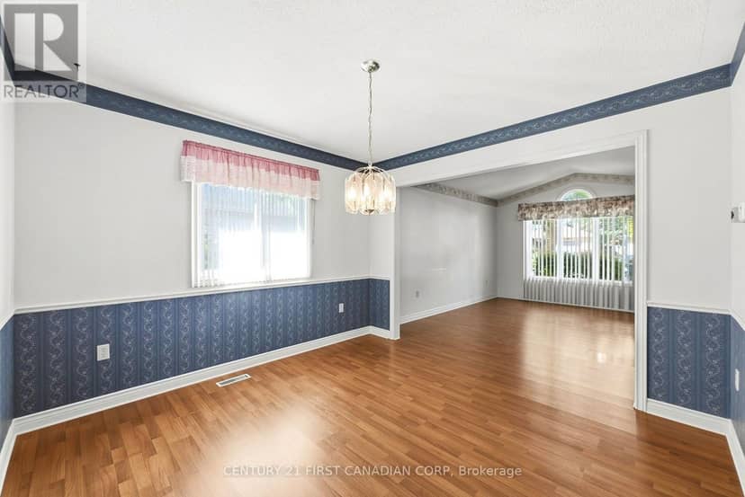 30 Bonaventure Drive, London East, photo 6