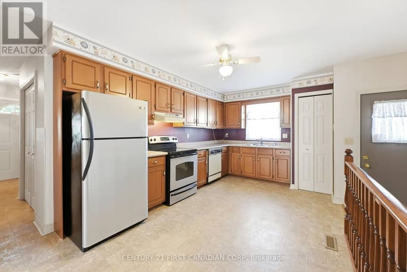 30 Bonaventure Drive, London East, photo 8