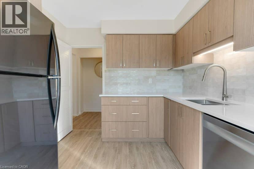 26 WENTWORTH Avenue Unit# 2 S — photo 15 of 40