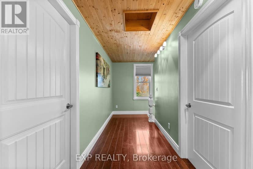 156 Margaret Street — photo 24 of 40