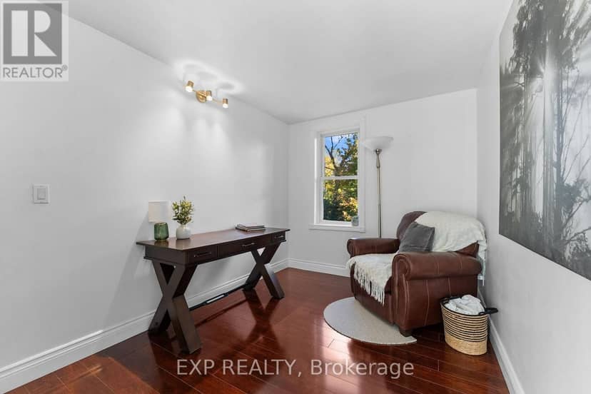156 Margaret Street — photo 26 of 40