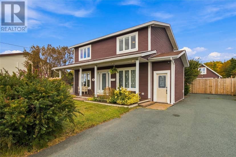 37 Cambridge Crescent — photo 36 of 36