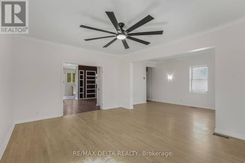 3668 Champlain Street — photo 18 of 27