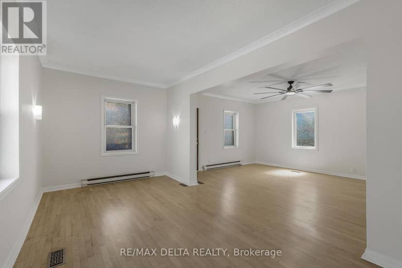 3668 Champlain Street — photo 20 of 27