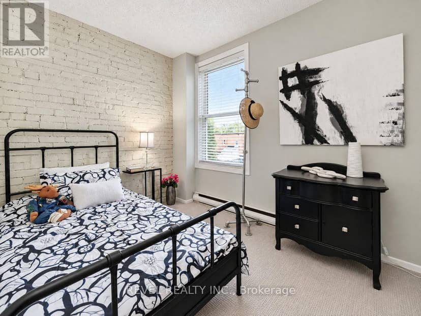 46 Newton Street — photo 19 of 30