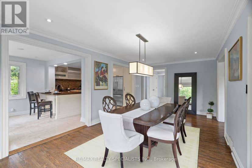 42 Heathview Avenue — photo 13 of 40