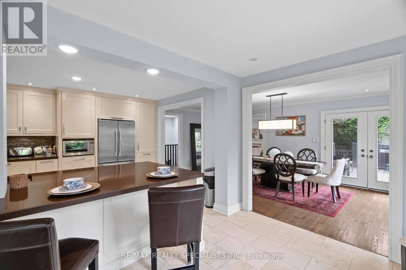 42 Heathview Avenue — photo 15 of 40
